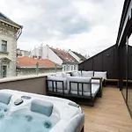 アパート Designer Oasis 5 Star Location Hot Tub View